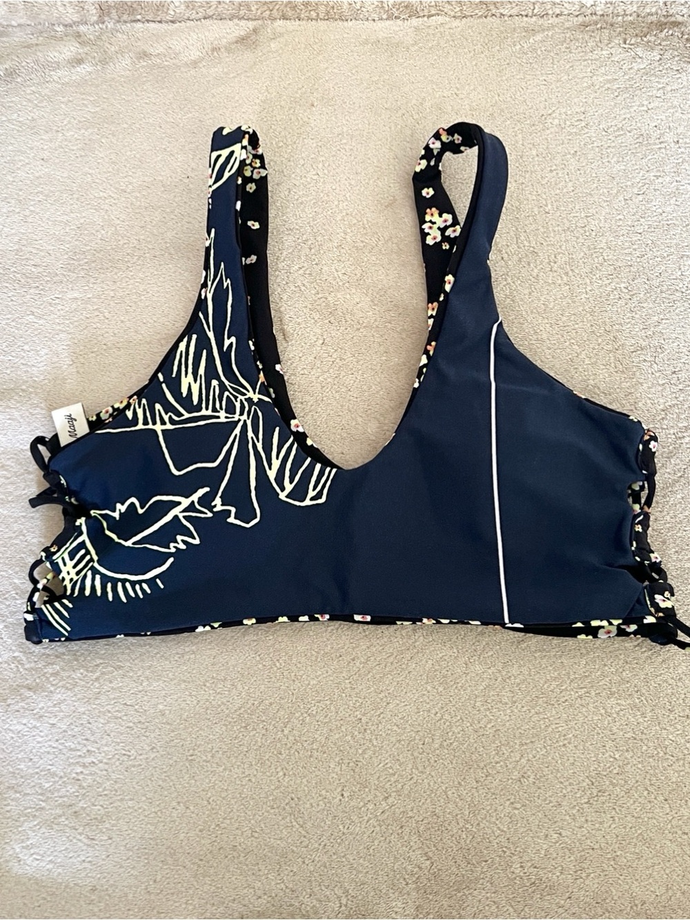 Maaji Reversible Floral Lace Side Bikini Top NWOT